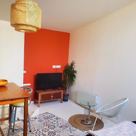 Appartement En Duplex Viviers Экстерьер фото
