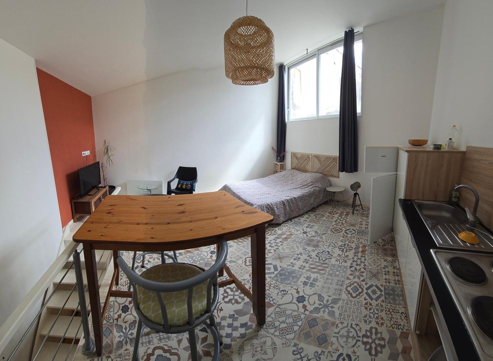 Appartement En Duplex Viviers Экстерьер фото