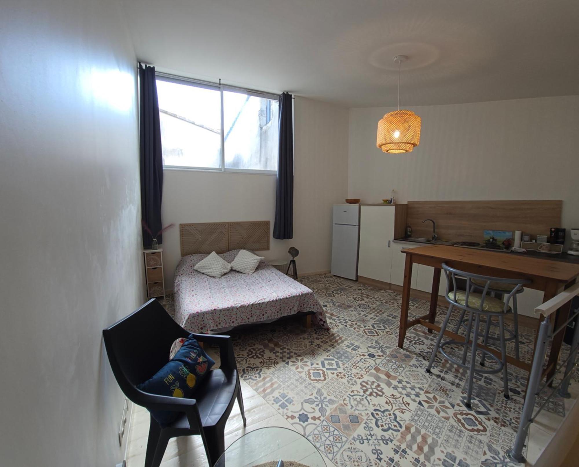 Appartement En Duplex Viviers Экстерьер фото